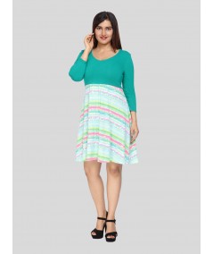 Green Contrast Scattered Top