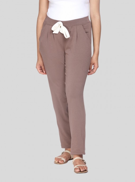 Women’s Brown Cotton Stretch Trousers – Sleek Fit & Everyday Comfort