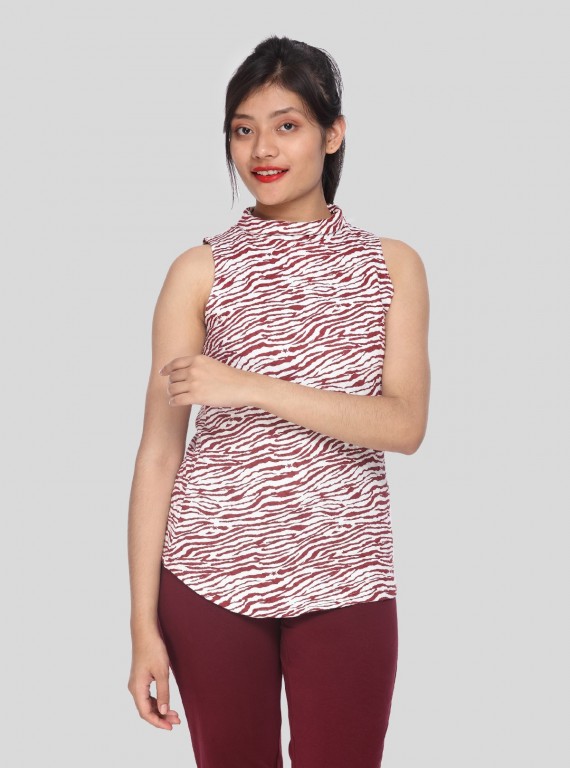 Women’s Red Animal Print Sleeveless Fleece Turtle Neck Pullover