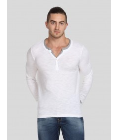 Men’s Tinted White Henley T-Shirt – Classic Style with a Modern Twist