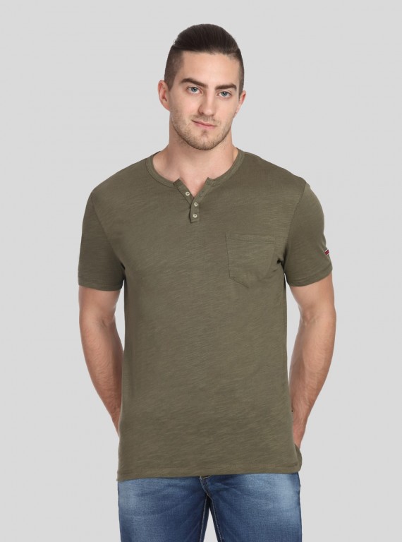 Men’s Olive Green Henley T-Shirt with Patch Pocket – Rugged & Refined