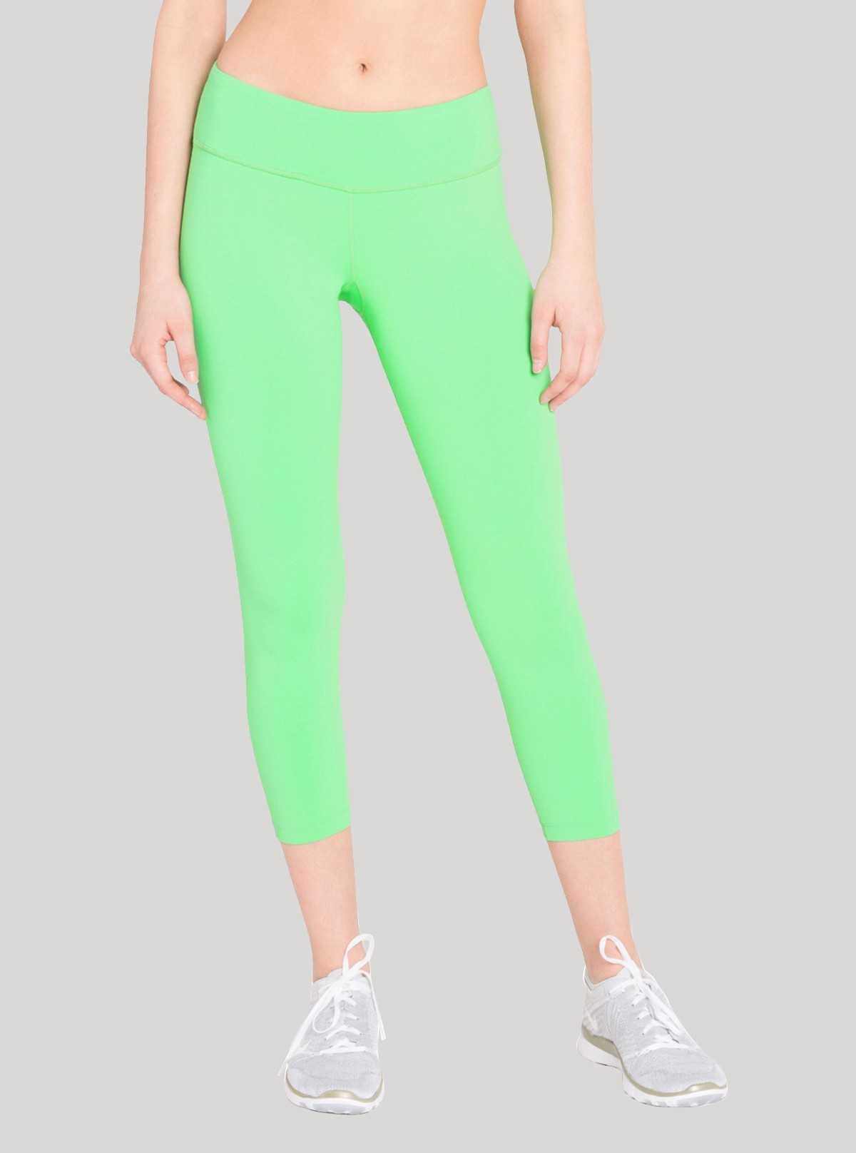 Women’s Light Green Cotton Elastane Knit Capri – Stretchy, Soft & Stylish Fit