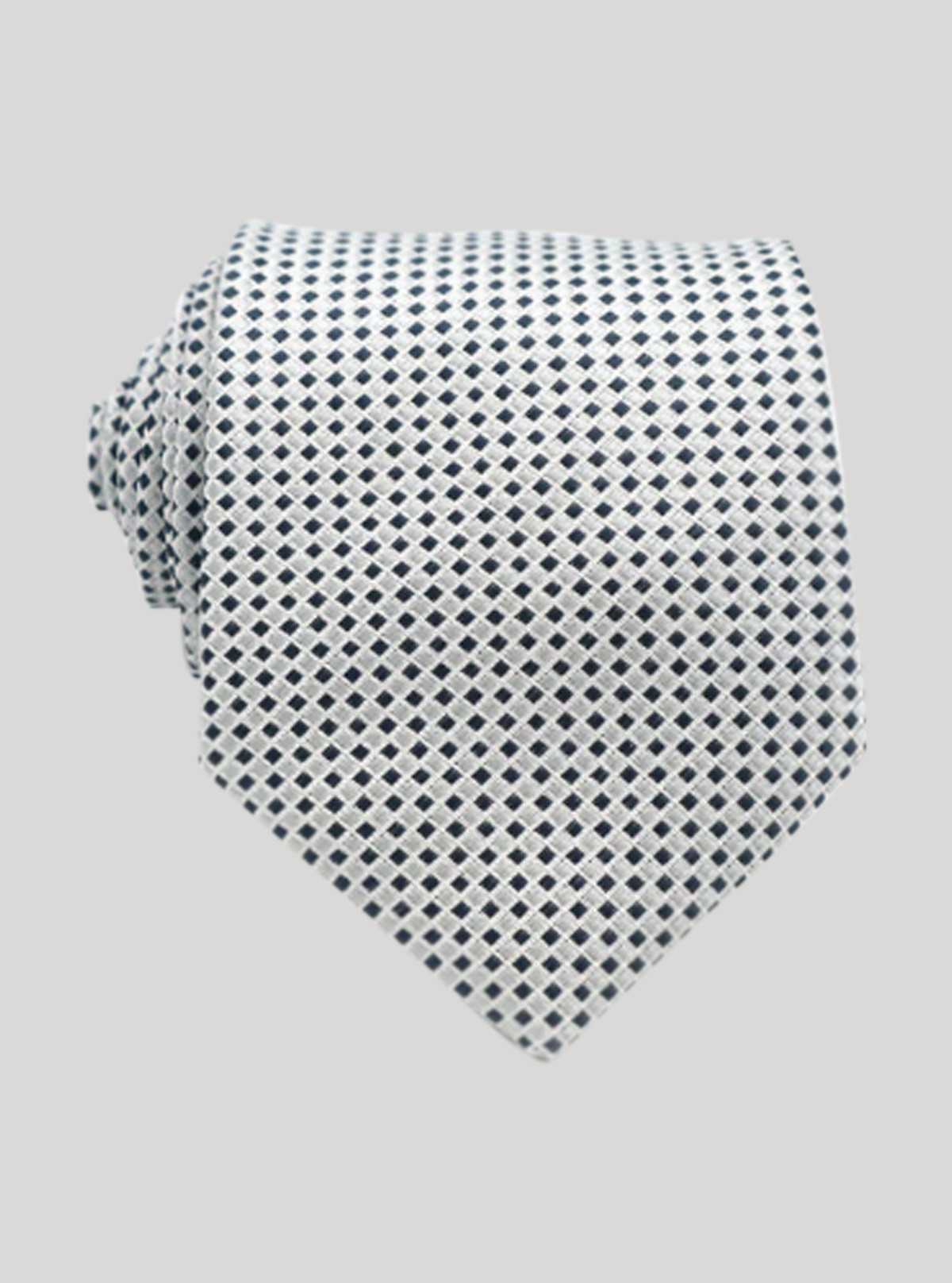 Men’s White Square Textured Tie – Elegant Formalwear by Boer & Fitch