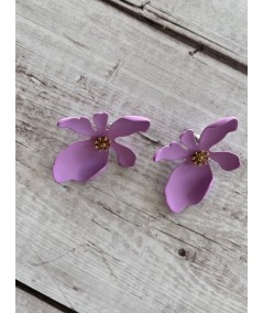 Irregular Purple Petal Ear Ring