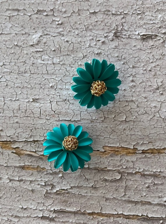 Women’s Green Forest Acrylic Flower Earrings – Bold Nature-Inspired Accessory