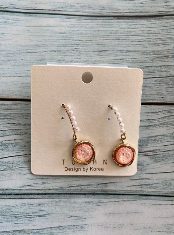 Women’s Pearl Simulated Geometric Earrings – Elegant & Modern Style