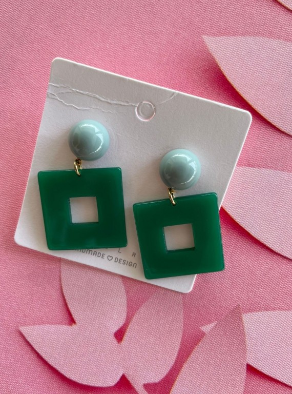 Women’s Green Square Drop Earrings – Bold Geometric Fashion Accent