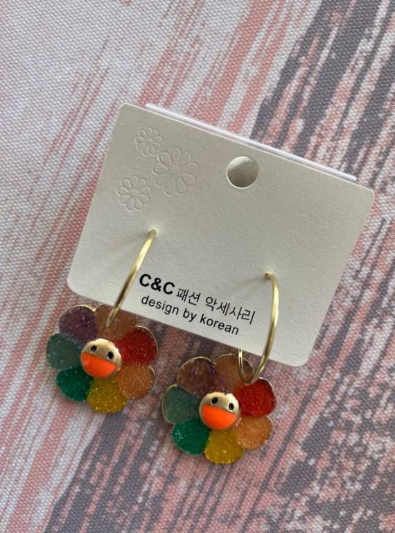 Women’s Floral Charm Drop Earrings – Elegant Bloom-Inspired Jewelry