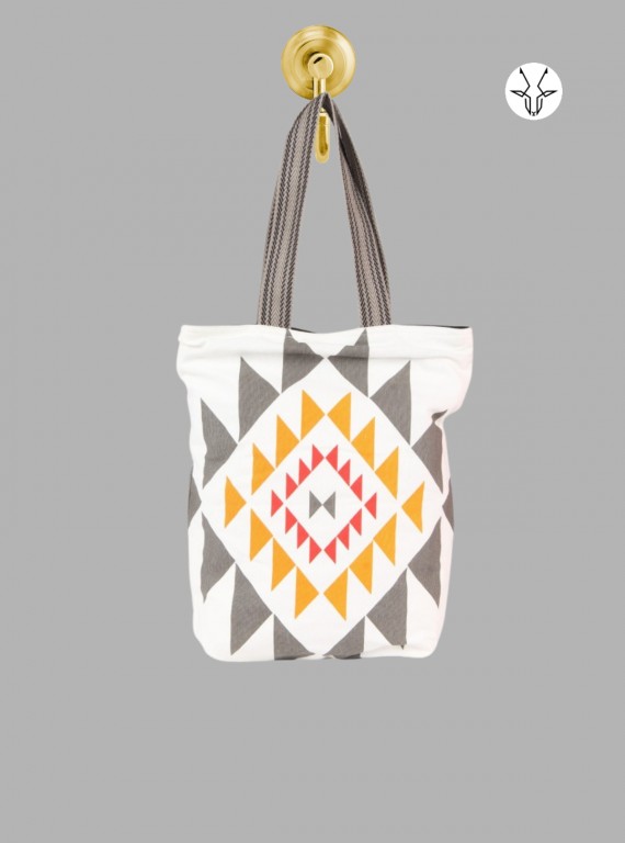 Textured Triangle White Canvas Bag – Modern Minimal Tote by Boer & Fitch