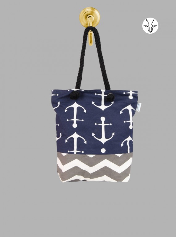 Blue Anchor Canvas Bag – Nautical-Inspired Everyday Tote