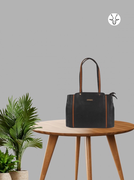 Contrast Black Leather Bag – Premium Dual-Tone Style for Modern Sophistication