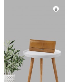 Tan Soft Leather Clutch Wallet – Minimalist Luxury for Everyday Use