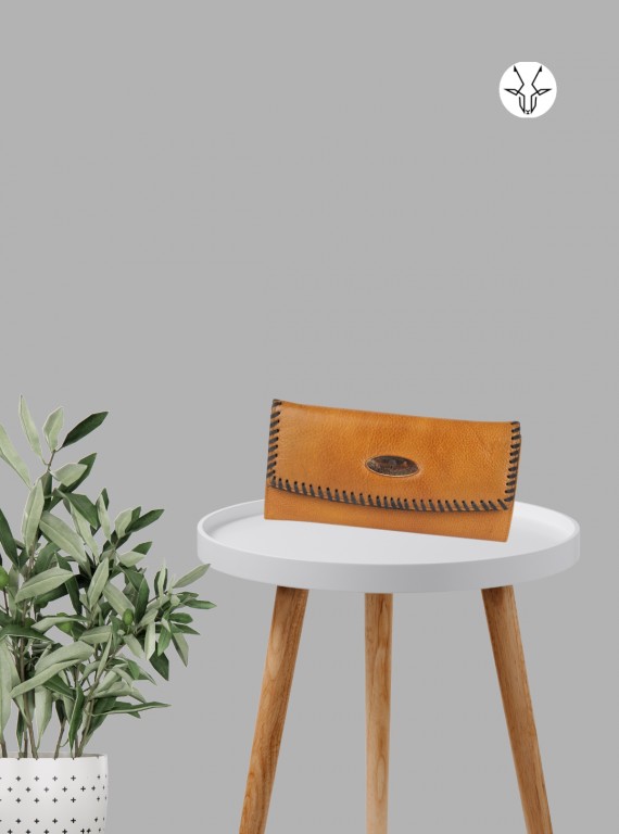 Tan Soft Leather Designer Clutch Wallet – Stylish & Functional Luxury
