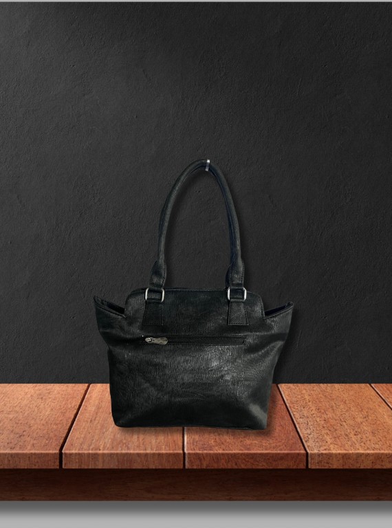 Charming Black Designer Leather Bag – Luxe Statement for Every Occasion